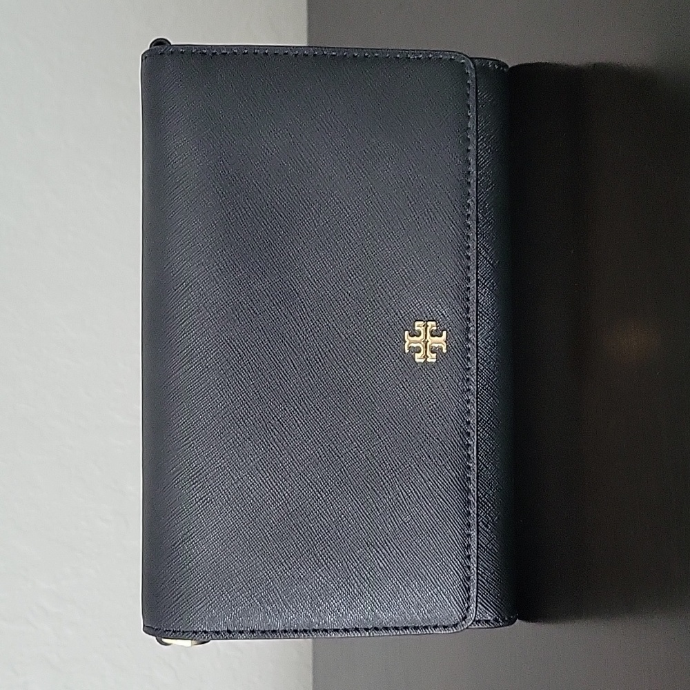 Tory Burch Convertible Crossbody - Picture 2 of 15